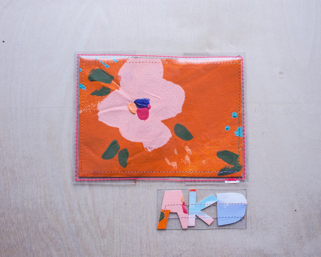 Emma | Tiny Wallet - SS3005